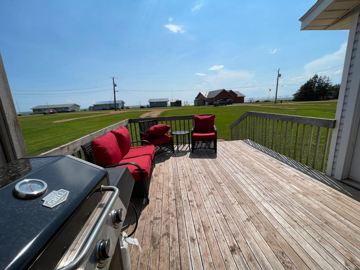 Newly Renovated Confederation Bridge View Cottages Borden-Carleton エクステリア 写真